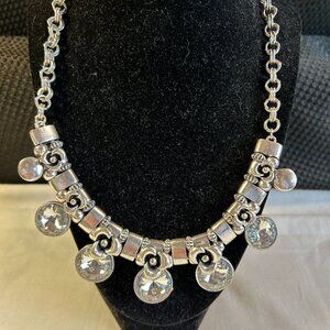 Vintage Chunky Silver Toned Rose/Rhinestone Choker Necklace